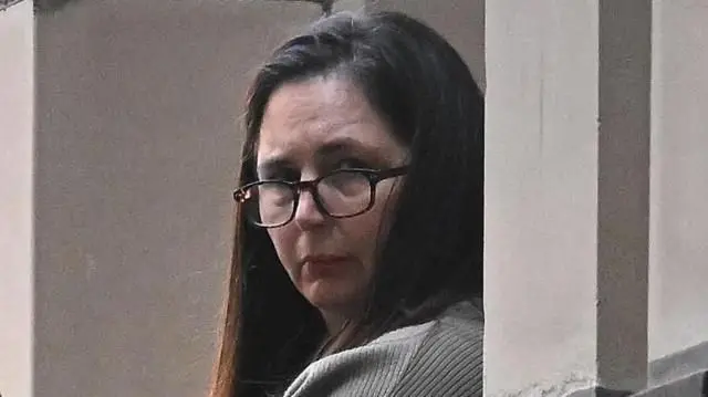 கெட்டுப்போன காளானை சமைத்து மாமனார் மாமியாரை கொலை ச